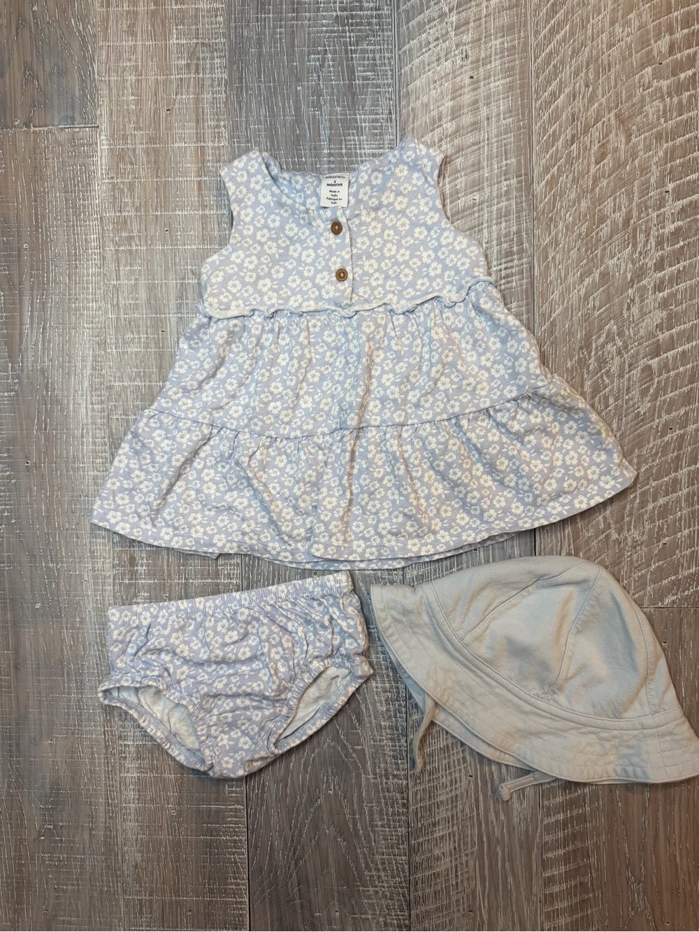 Nordstrom Baby Light Blue Floral Dress, Bloomers & Hat Set